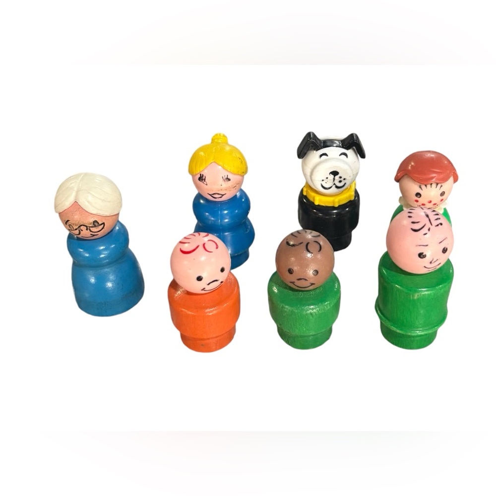 Vintage Fisher Price Little People Dollhouse Figures Grandma Dad Mom Dog & More